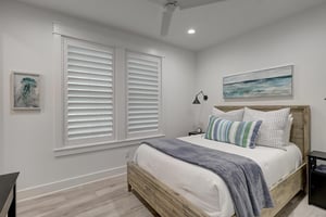 Back Queen Bedroom,1st Floor