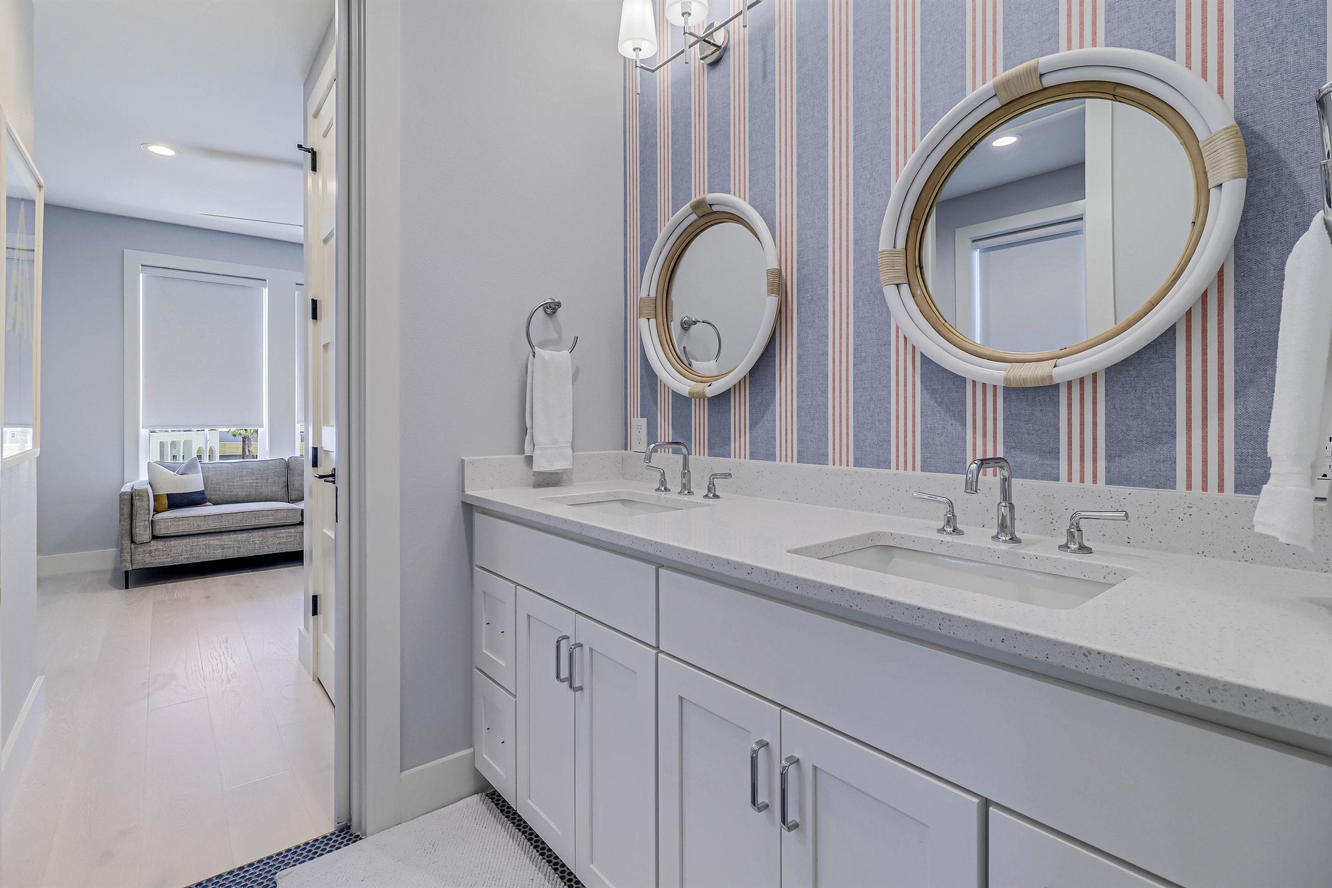 Bunk Room with Shared Bathroom, 2nd Floor