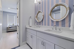 Bunk Room with Shared Bathroom, 2nd Floor