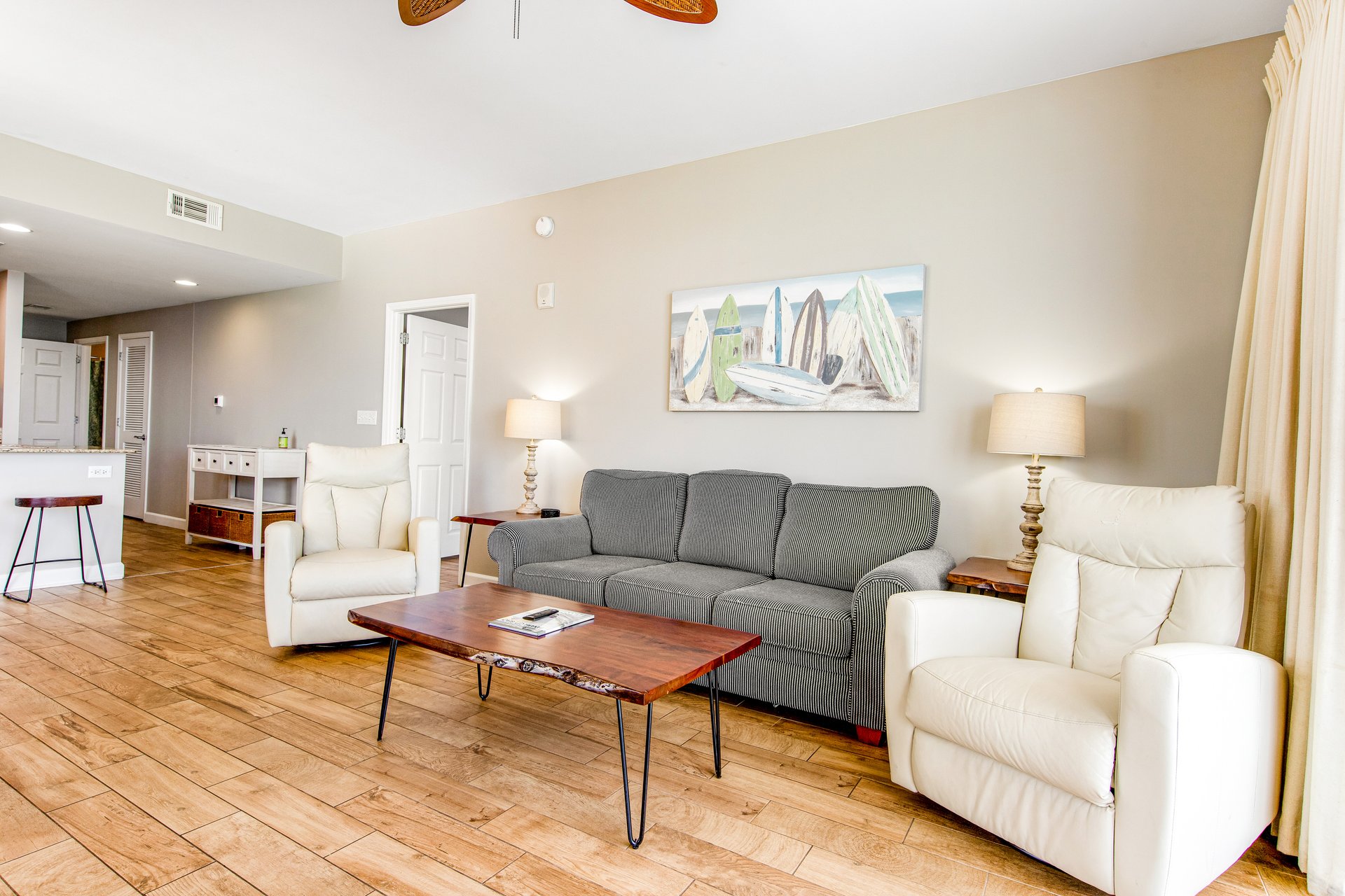 Splash Resort 1101W 8