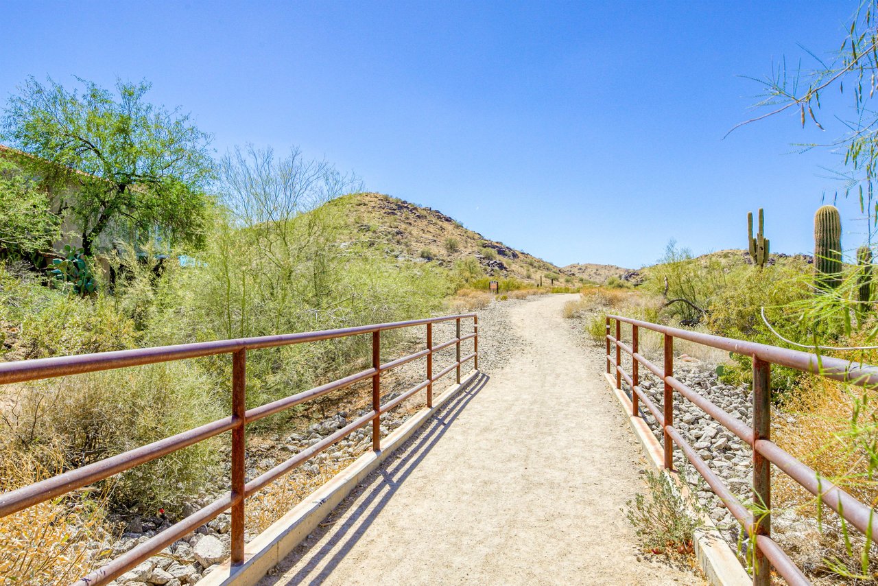 Width1280