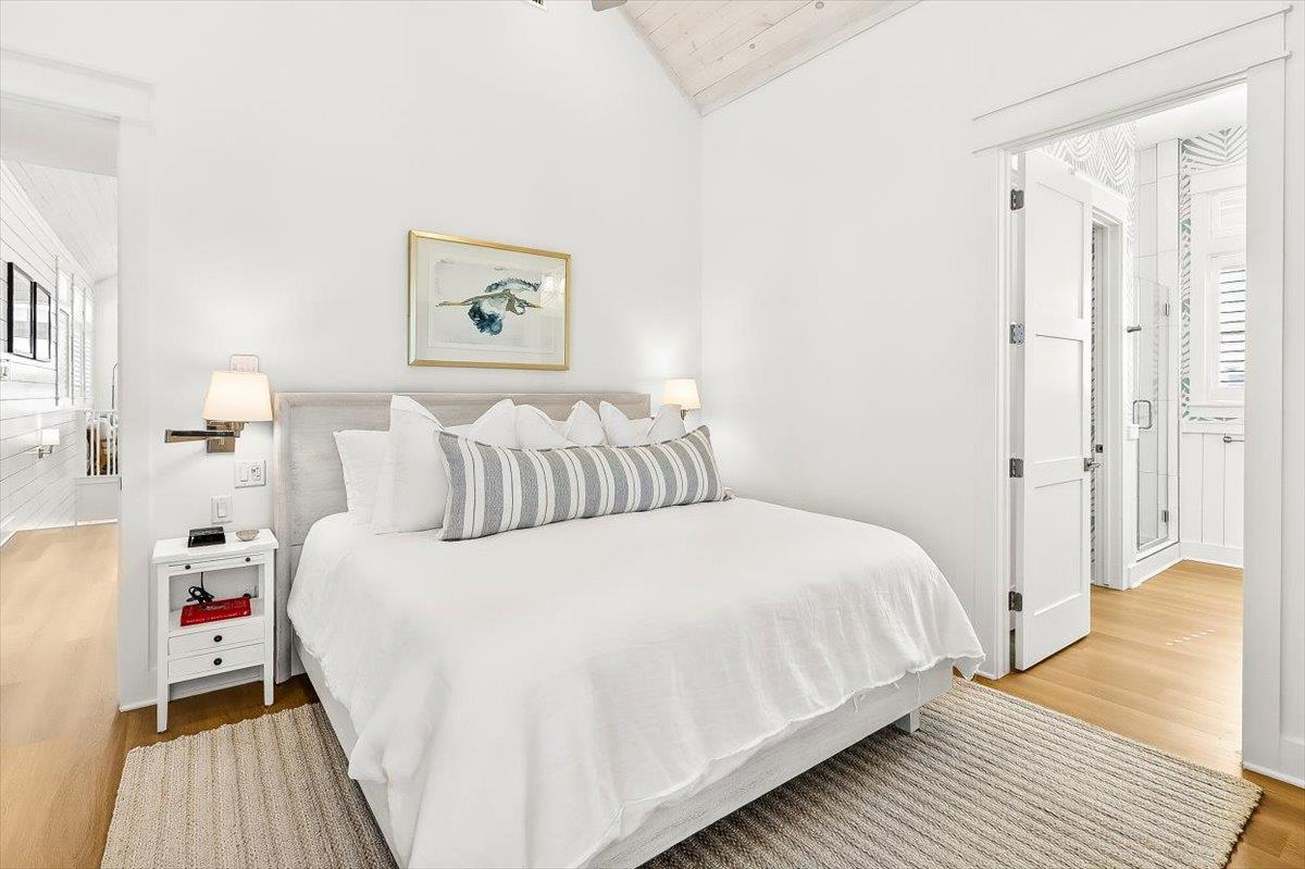 Primary King Bedroom, 2nd Floor