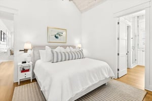 Primary King Bedroom, 2nd Floor