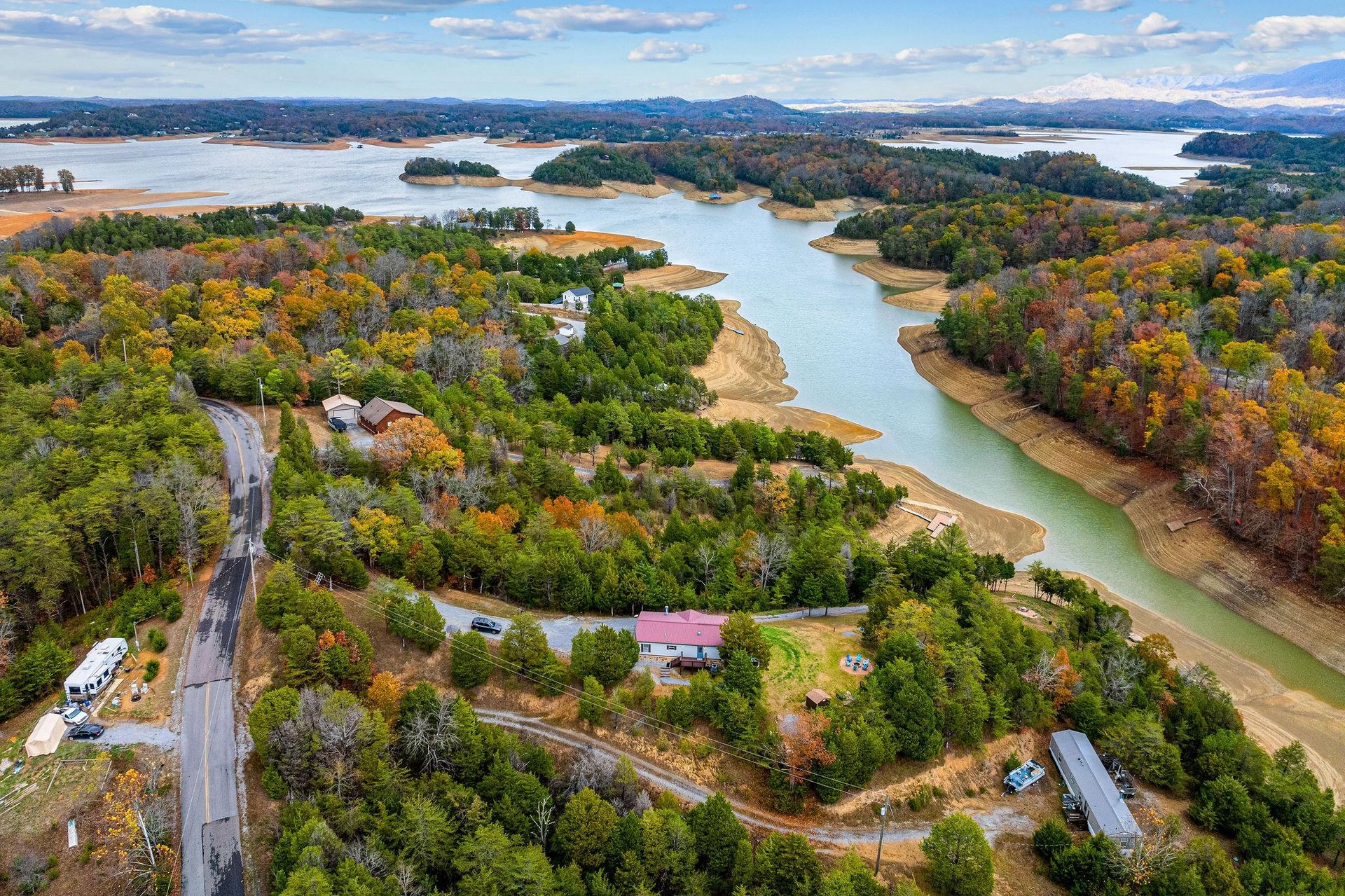 kozyretreatatthelake37