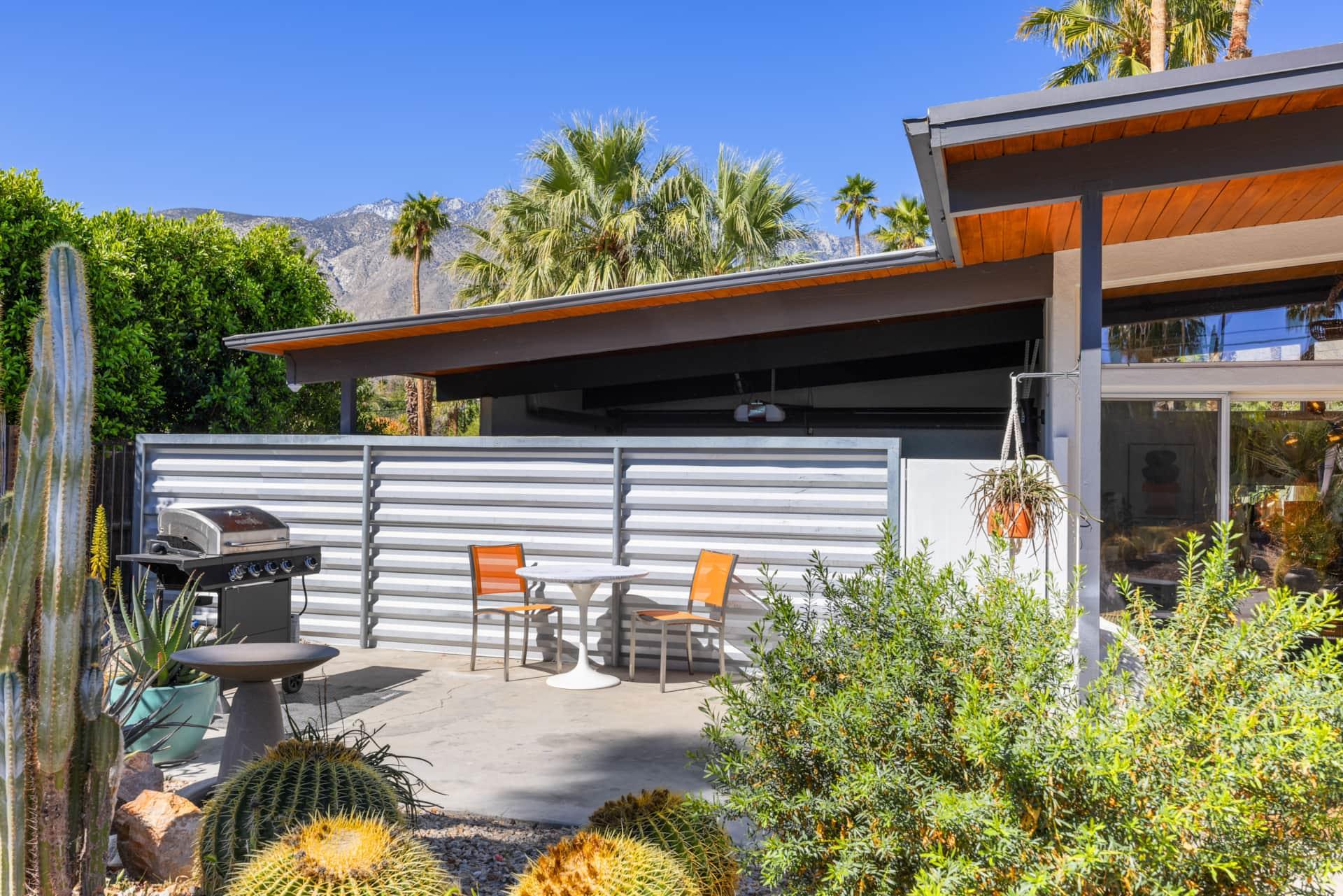 Classic Palm Springs Alexander Home