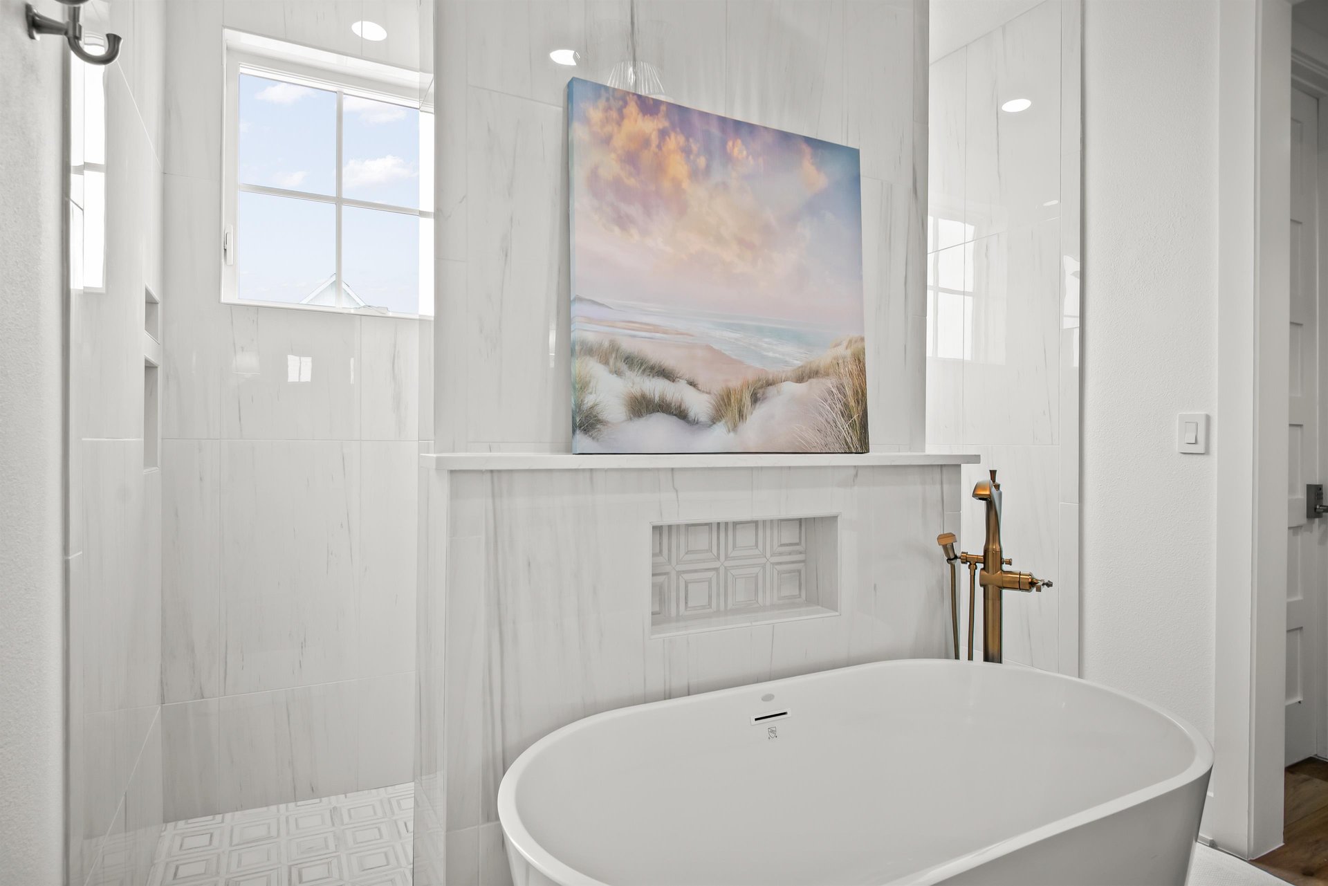 3rd Floor, Primary King Bathroom