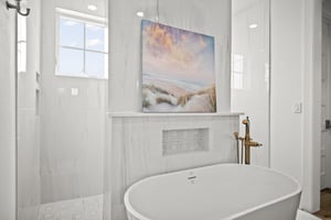 3rd Floor, Primary King Bathroom