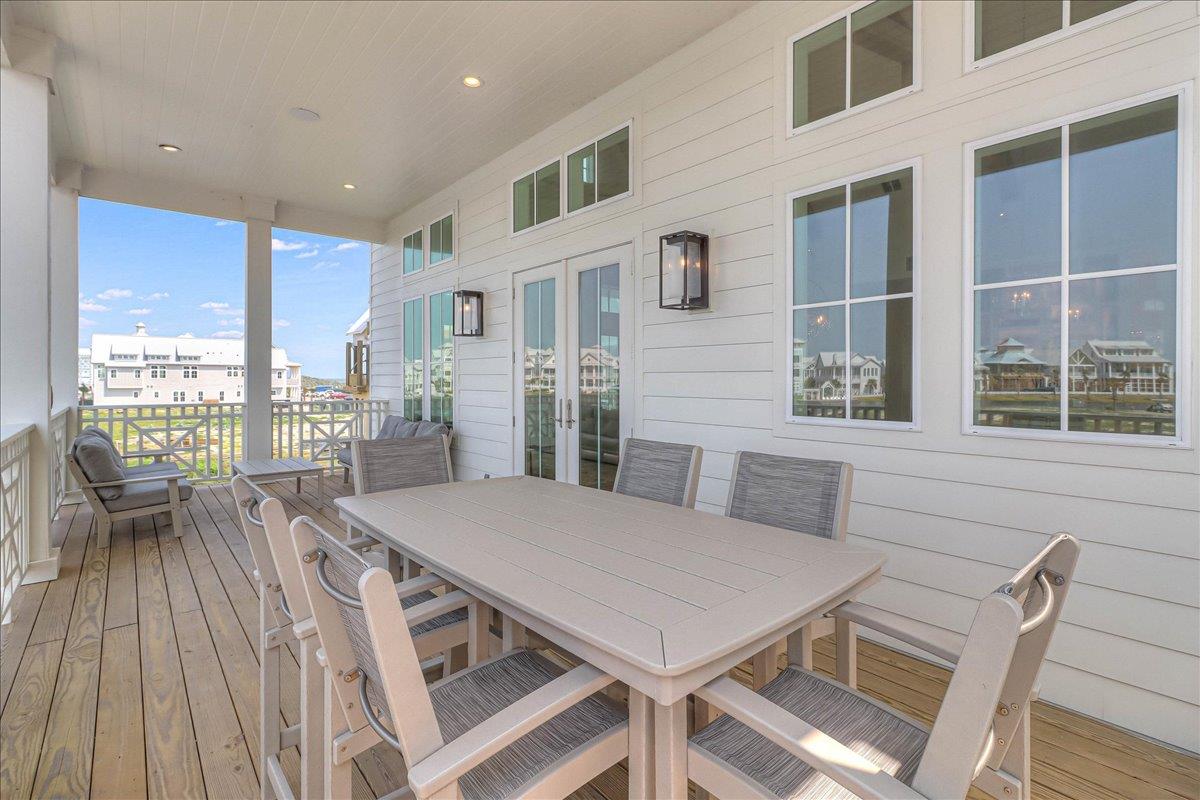 Lakeside Balcony, 2nd Floor