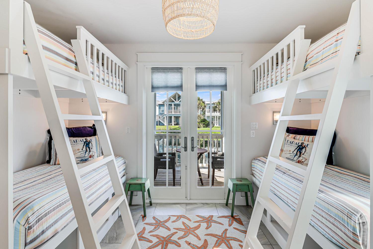 Bunk Room, 1st Floor