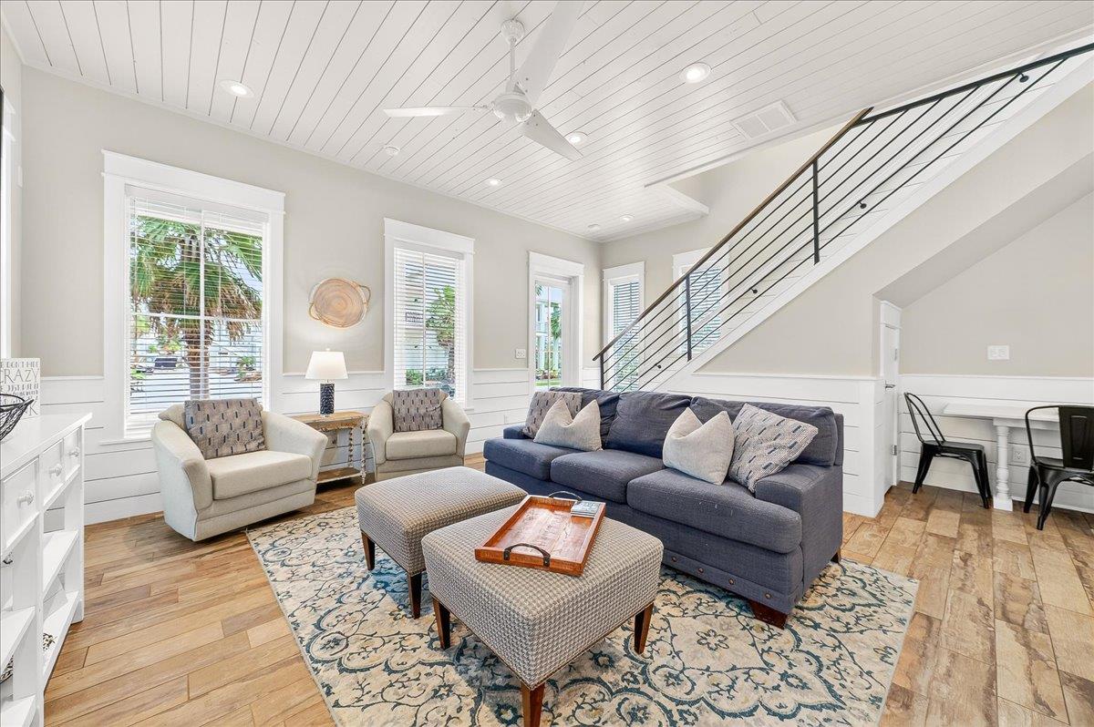 1st Floor, Main Living Room
