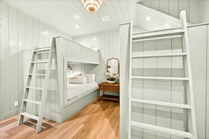 Bunk Room, 1st Floor