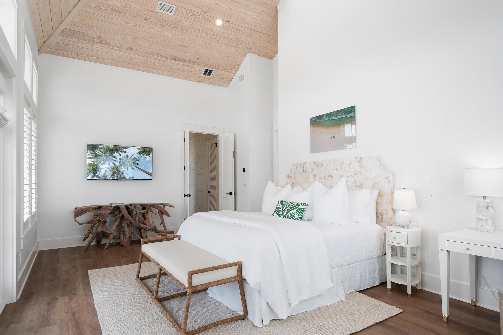 King Suite, 2nd Floor