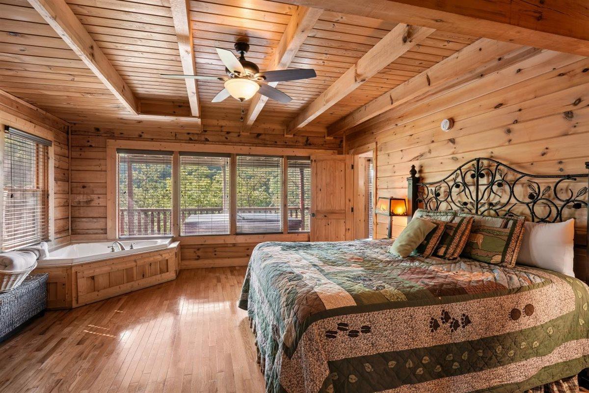 Main LevelBedroom