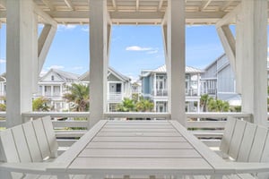 Front King Balcony, 2nd Floor