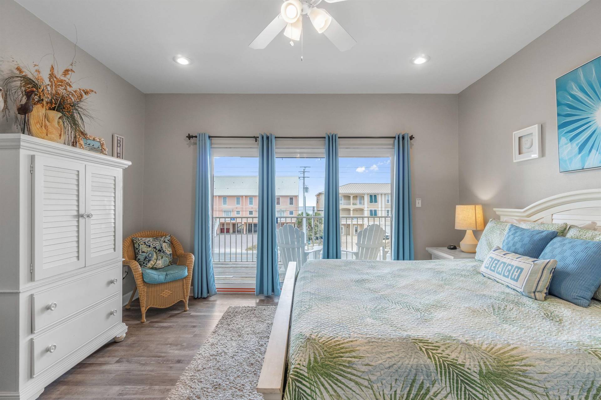 3rd Floor Master Bedroom King
