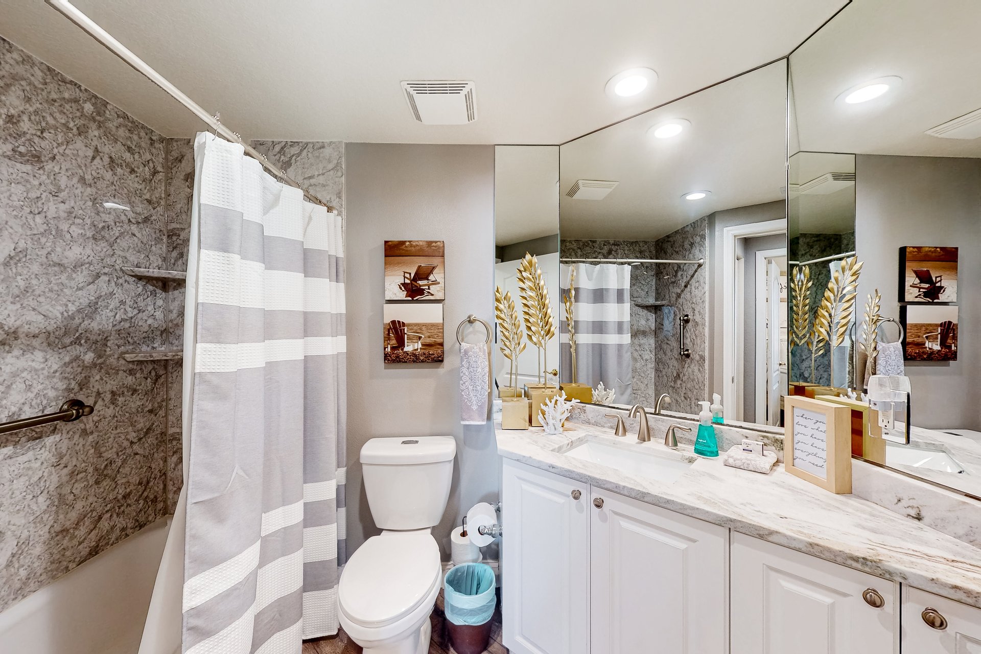 Mandalay Beach Club San Marco 403 26