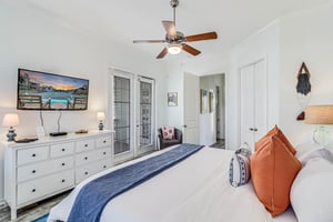 Primary King Bedroom, 2nd Floor