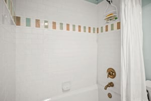 2nd Floor, First Queen Bathroom