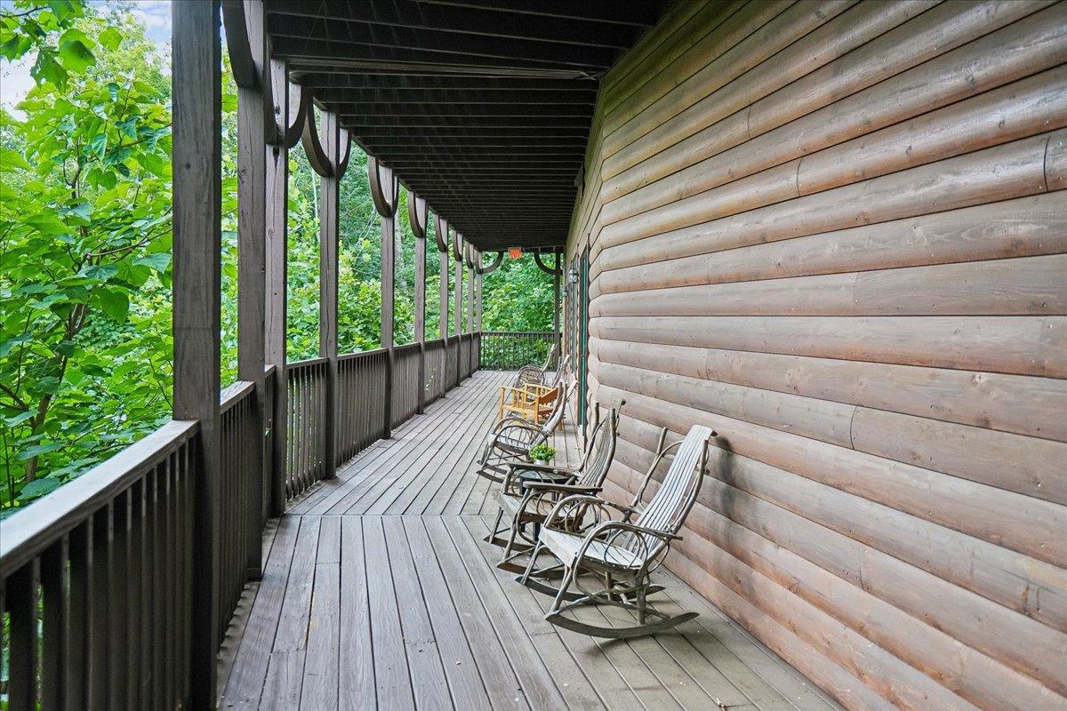 065Deck