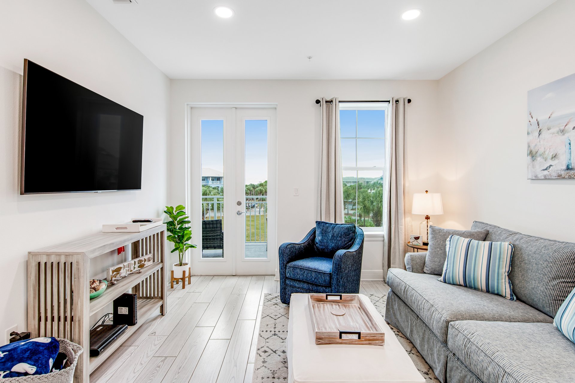 Gulf Place Residence 207 7