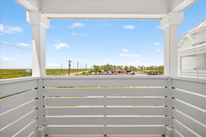 1st King Balcony
