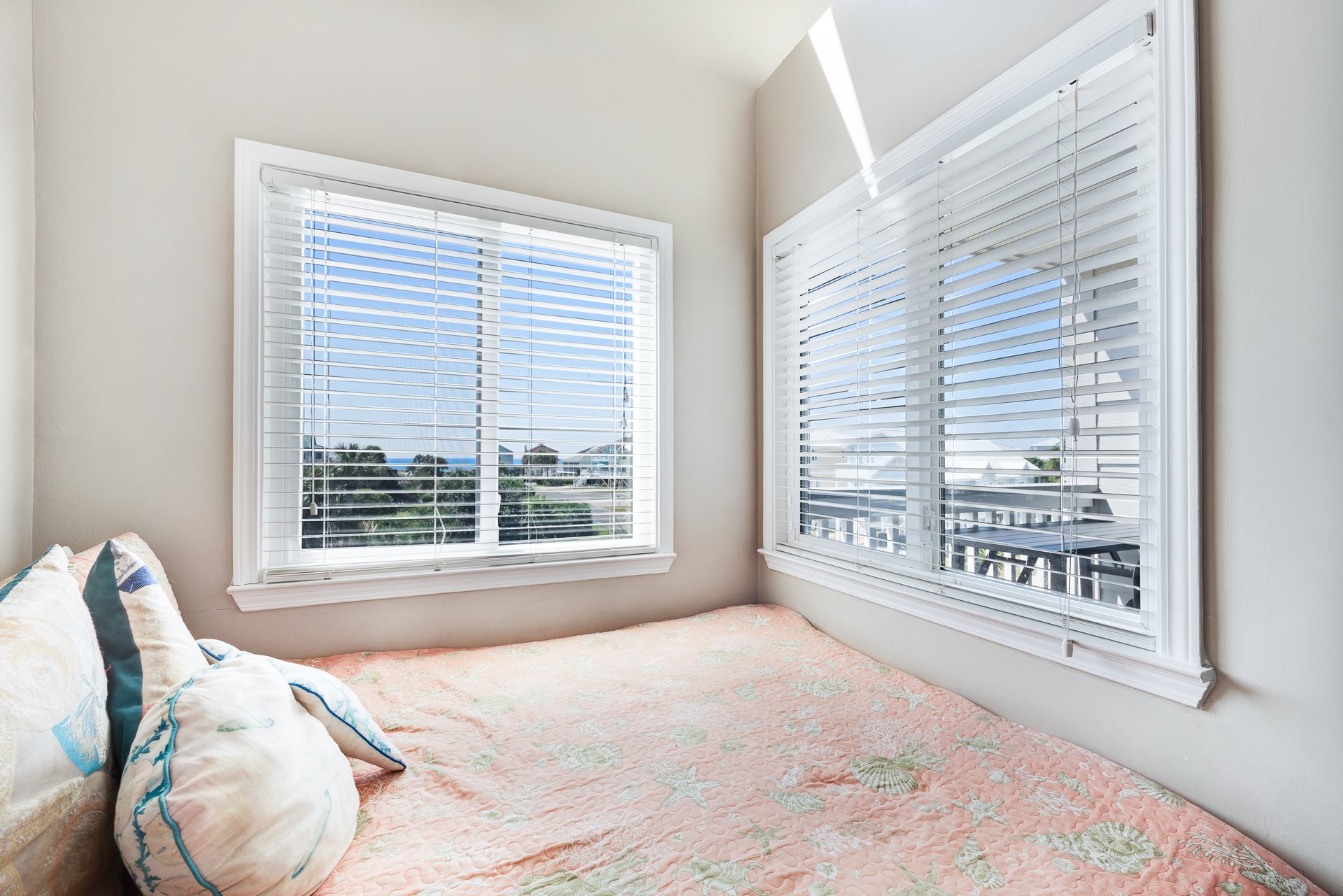 Plantation West 1367 15