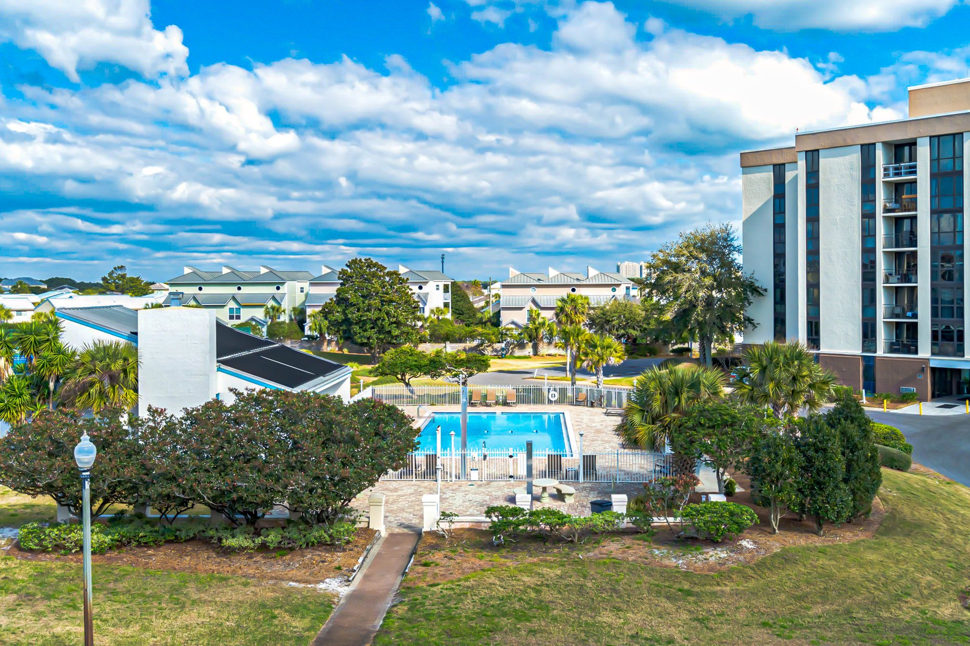 Destination Paradise 52