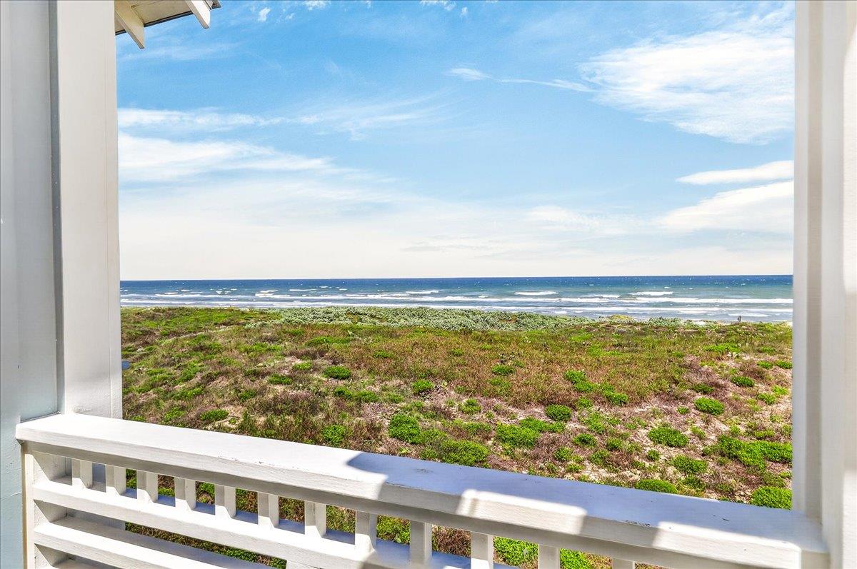 3rd Floor, Main Living Balcony View