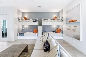 Bunk Bedroom Lounge, 1st Floor