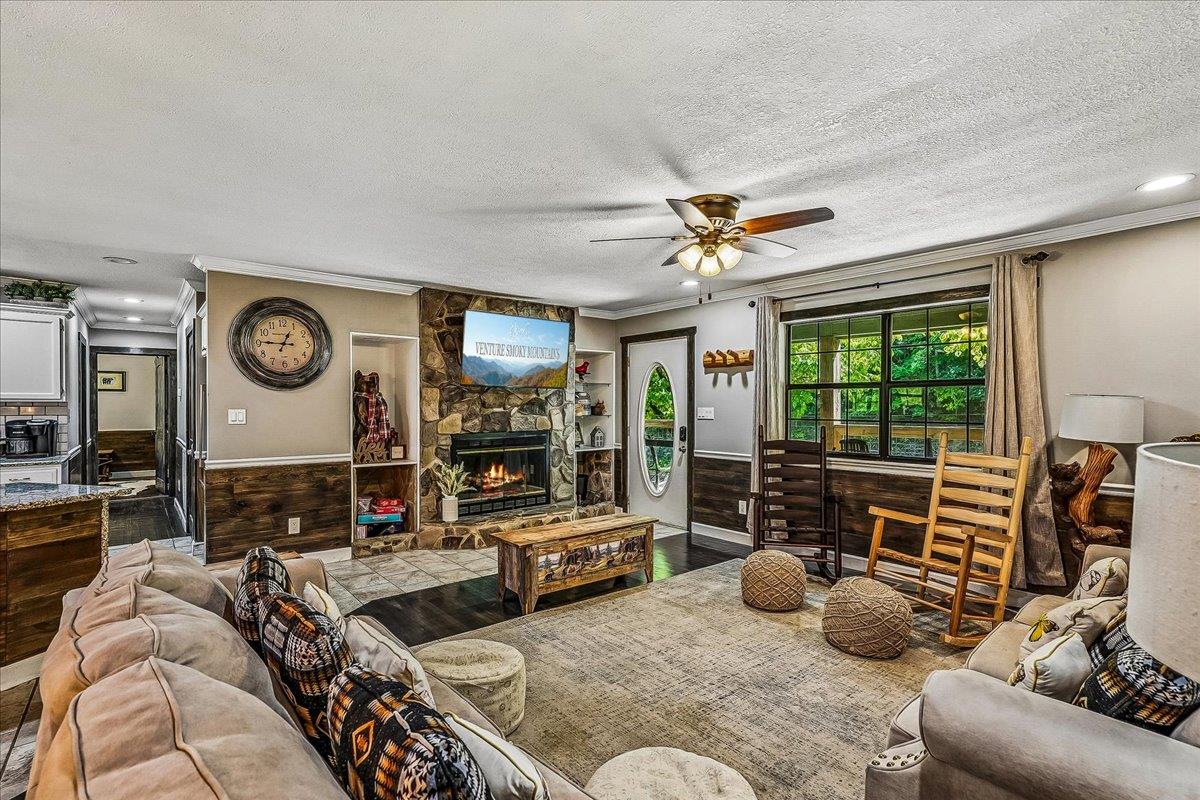 058Living Room