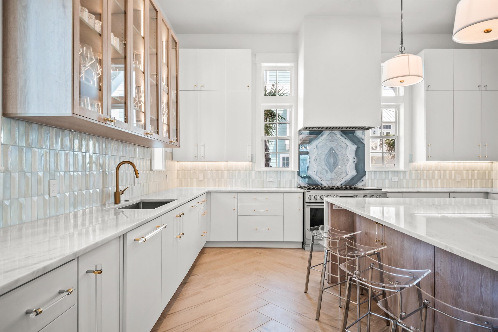 1st Floor, Kitchen