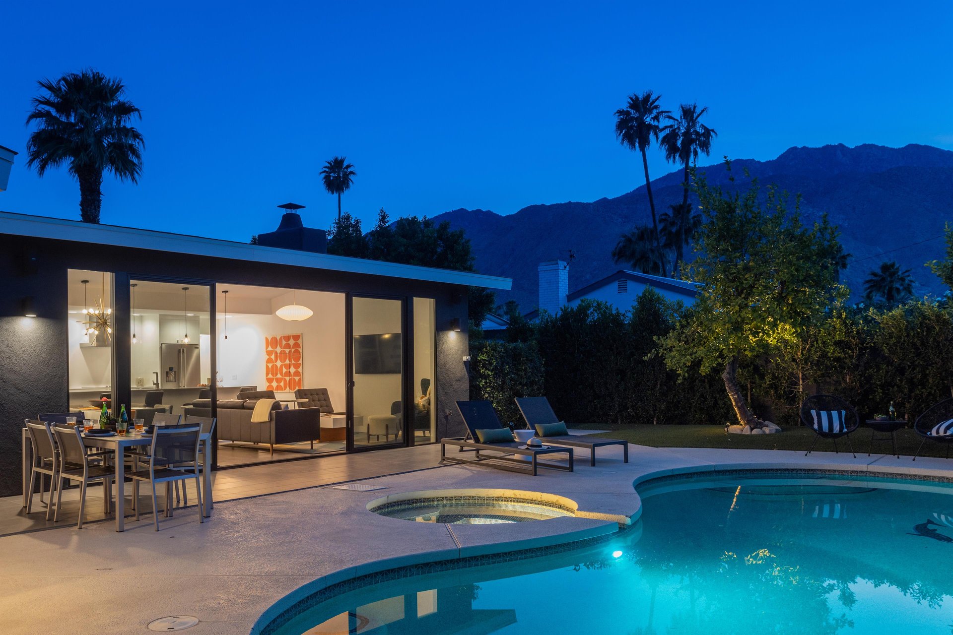 The large pool with integrated spa is fabulous