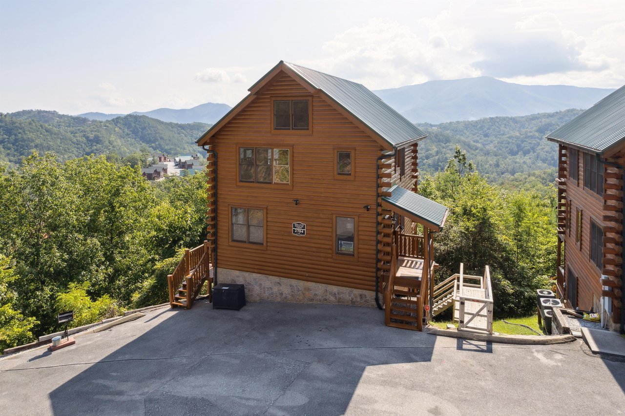 entrance view of Million Dollar View