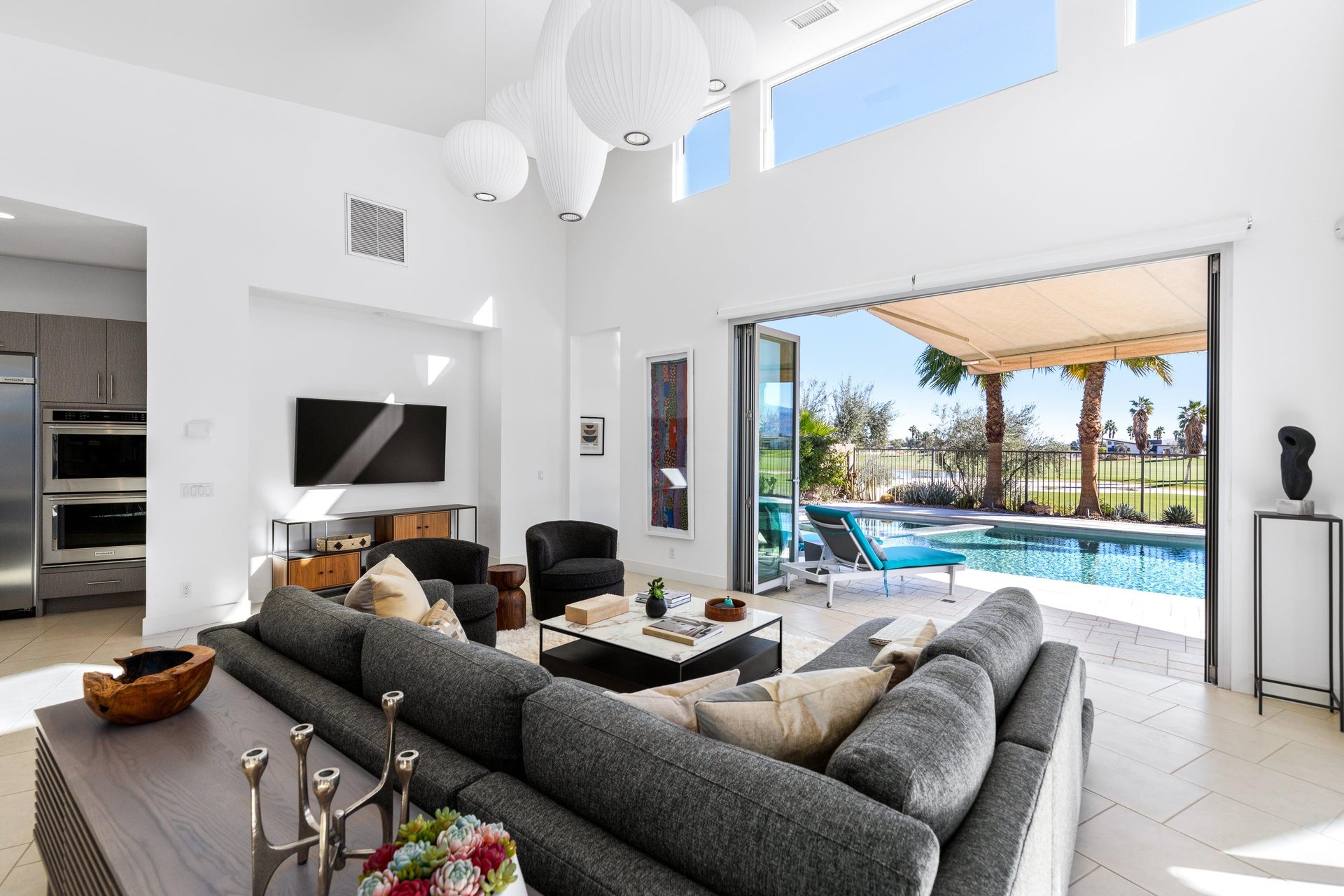 High ceiling and amazing midcentury decor