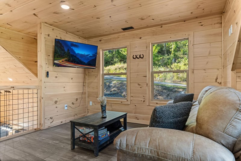 rockytoplodge24