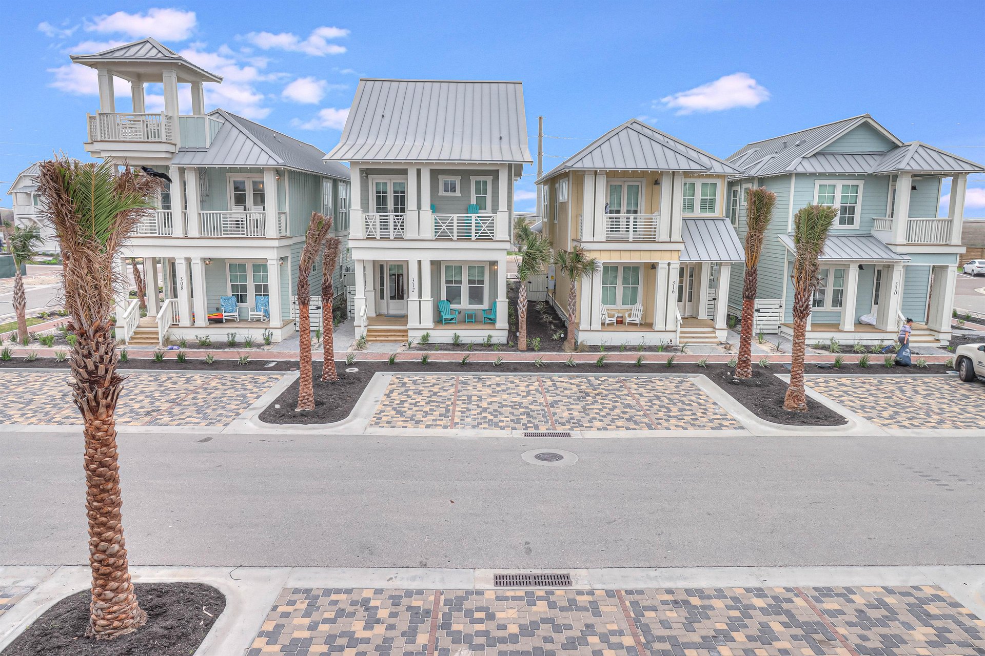 Primary King Deck View, 2nd Floor