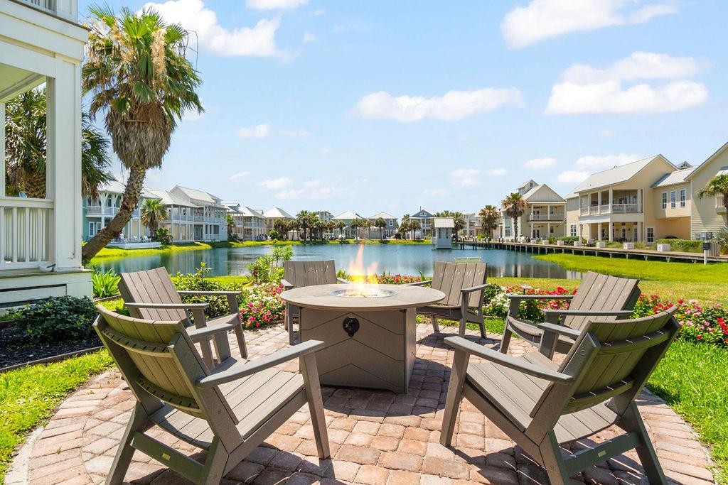 Lakeside Private Fire Table