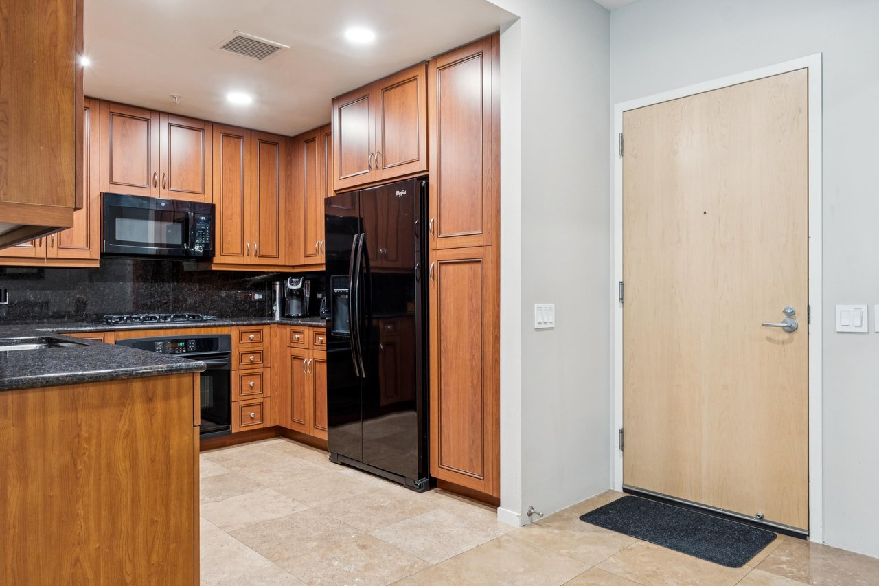 Open Kitchen