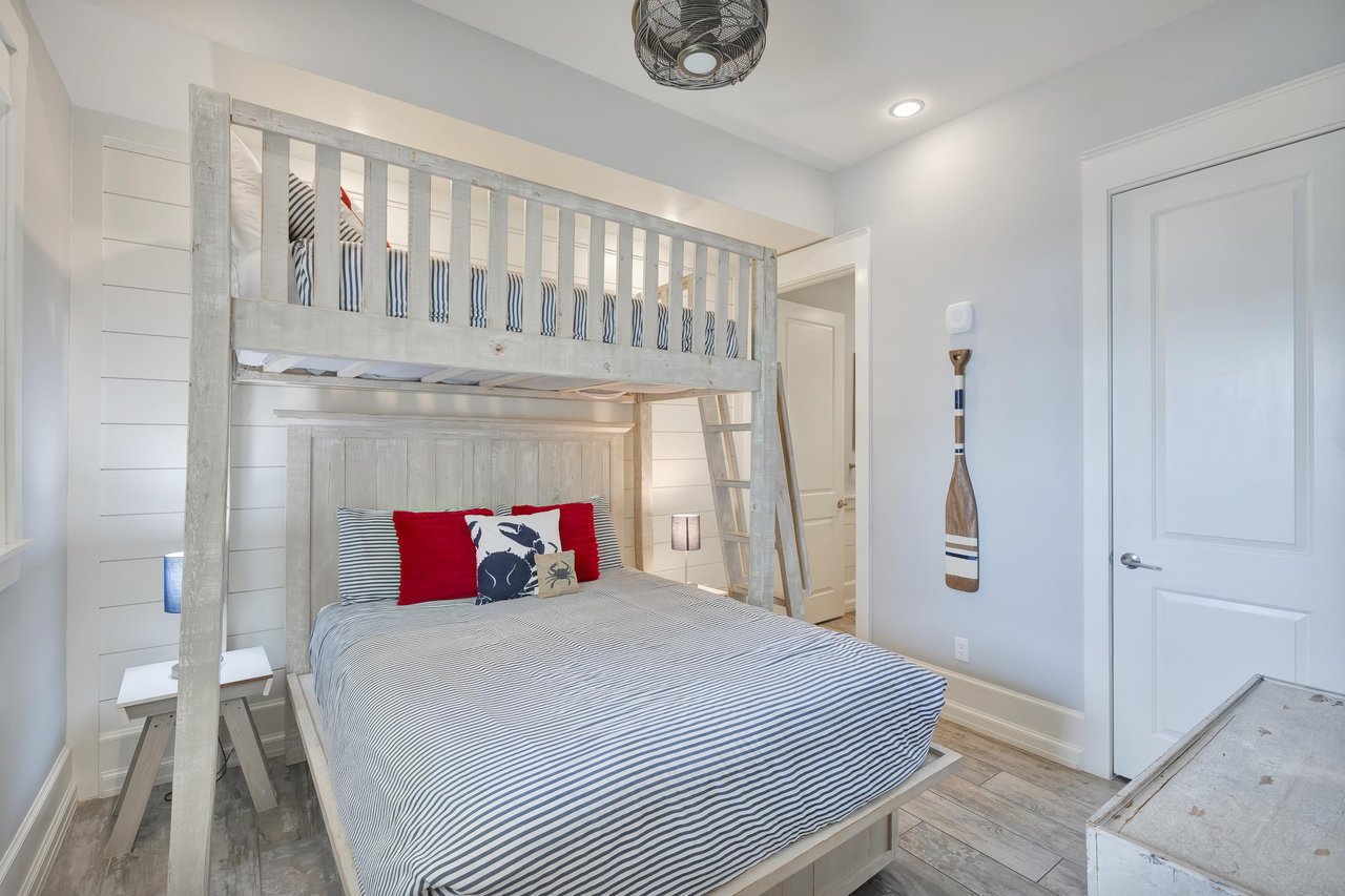 1st Floor, Bunk Bedroom