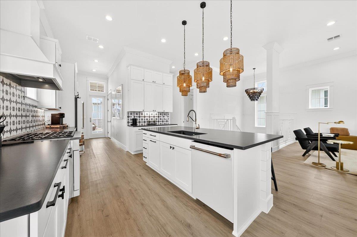 Kitchen, 2nd Floor