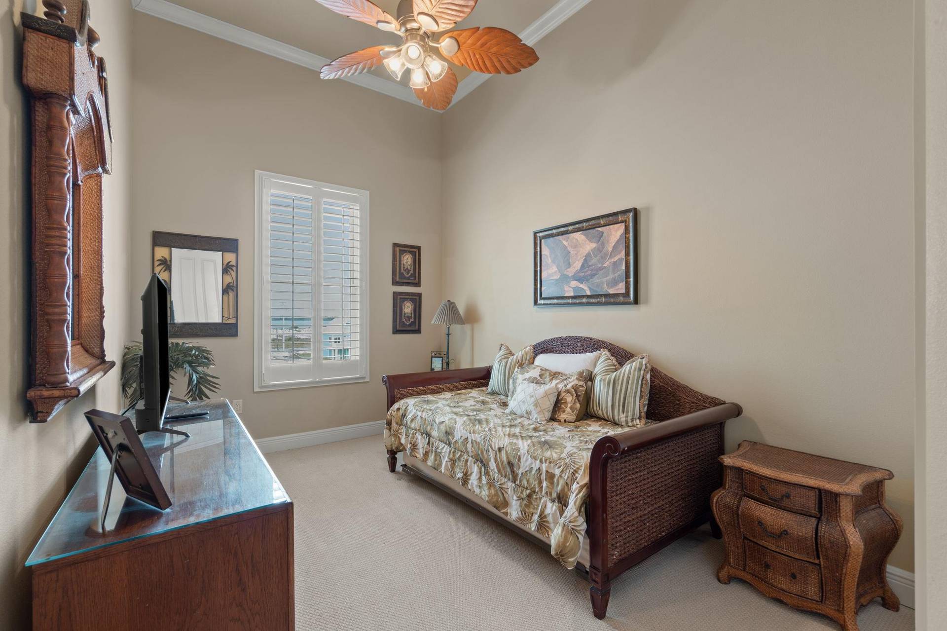 Guest Bedroom 3 DaybedTrundle