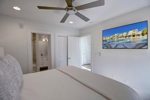 3rd Floor, King Bedroom