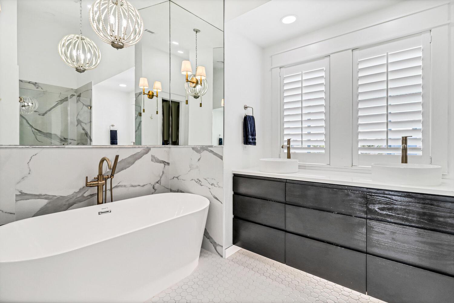 2nd Floor Primary King Suite