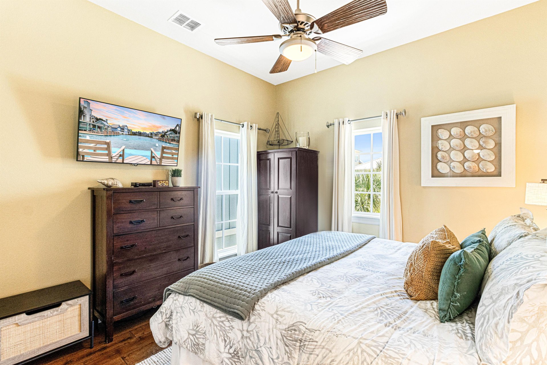 Second King Bedroom, 2nd Floor