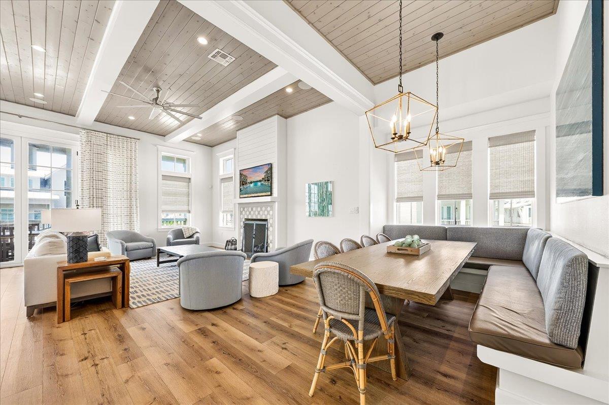 2nd Floor, Landing