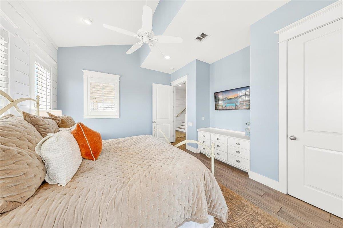 2nd Floor, Second King Bedroom