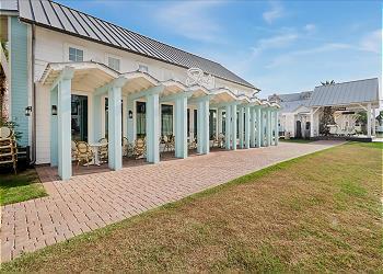 Stouts Onsite Dining