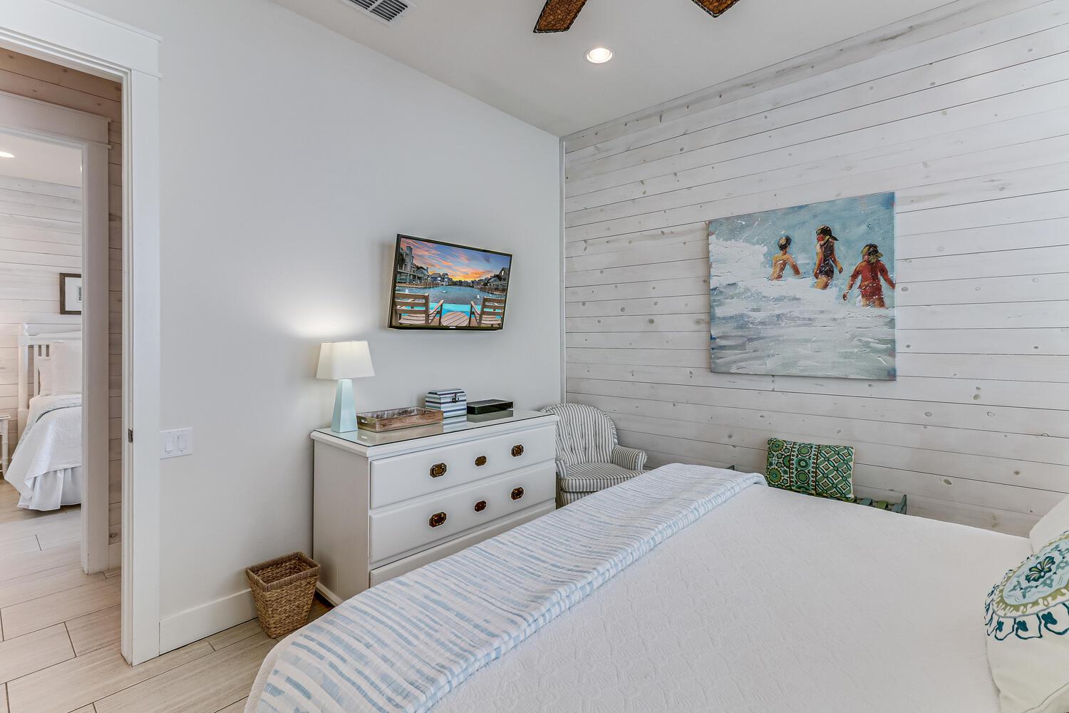 Primary King Bedroom, 1st Floor