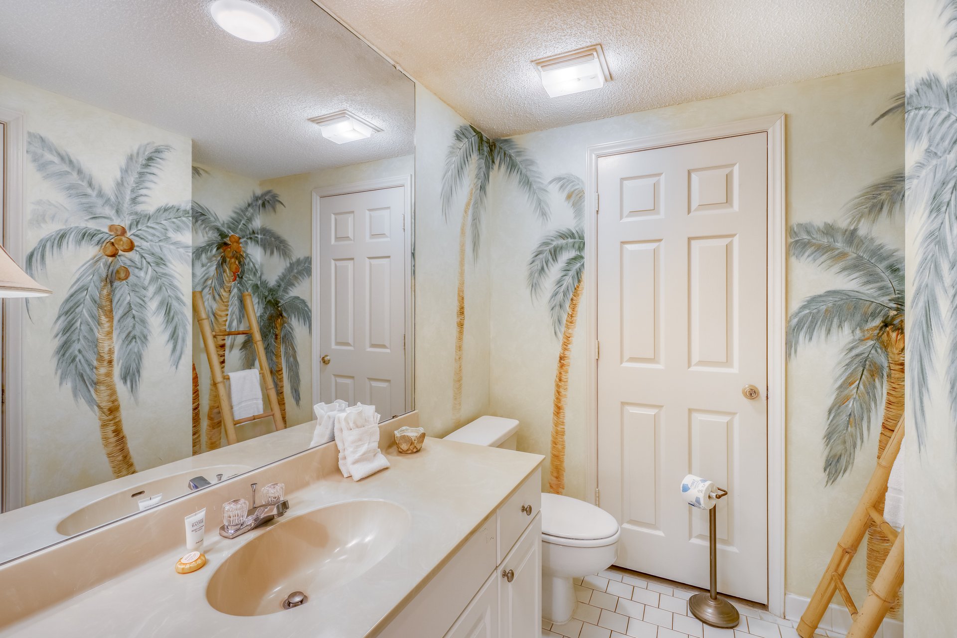 Four Seasons 704W 16