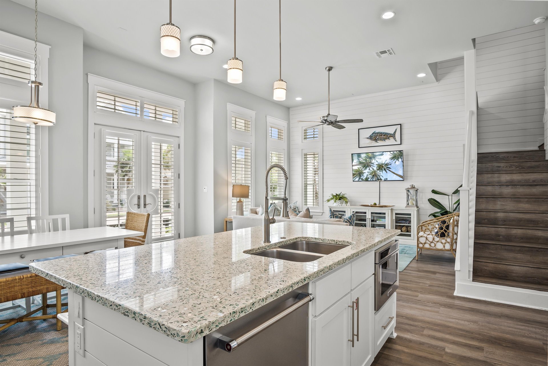 1st Floor, Kitchen